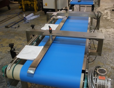 product transfer conveyor